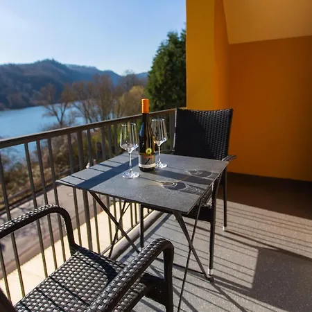 Der Weinladen Habitación en casa particular Kröv