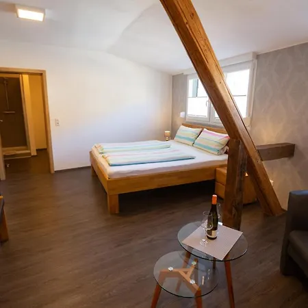 Der Weinladen Habitación en casa particular Kröv