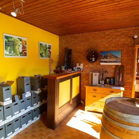 Habitación en casa particular Der Weinladen