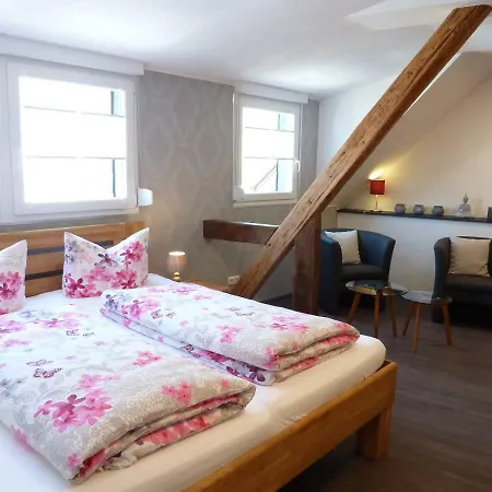 Der Weinladen Homestay *