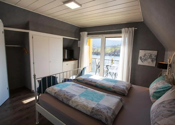 Der Weinladen * Kröv