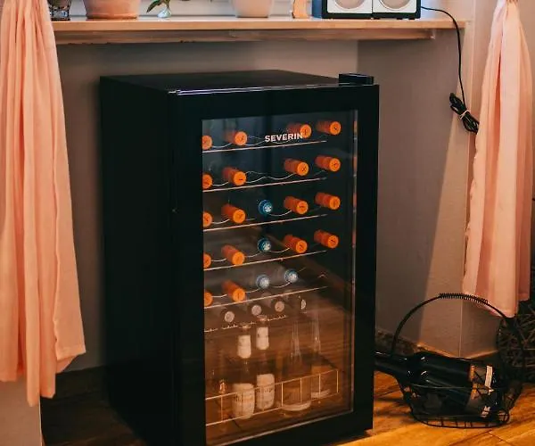 ホームステイ Der Weinladen Kröv